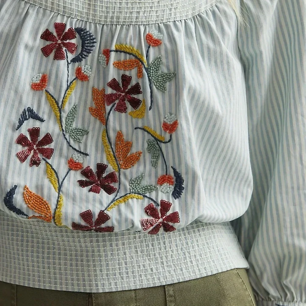Anthropologie Beaded Puff-Sleeved Blouse Size Small‎